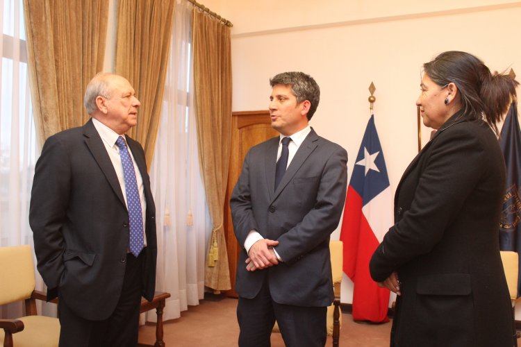 EMPRESA DE CONCESIONES SANITARIAS RECONOCE FALLAS EN INFRAESTRUCTURA Y PLAN DE ACCIÓN DE AGUAS DEL VALLE EMPRESA DE CONCESIONES SANITARIAS RECONOCE FALLAS EN INFRAESTRUCTURA Y PLAN DE ACCIÓN DE AGUAS DEL VALLE