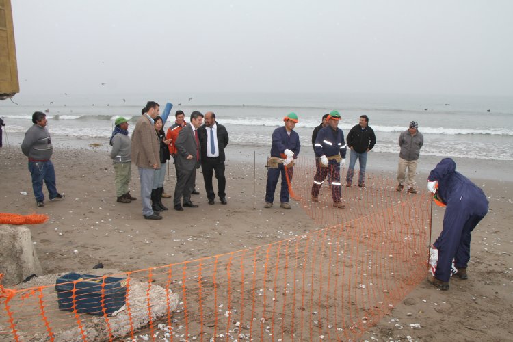 COMIENZAN OBRAS DE REPARACIÓN EN CALETA DE PESCADORES DE PEÑUELAS COMIENZAN OBRAS DE REPARACIÓN EN CALETA DE PESCADORES DE PEÑUELAS