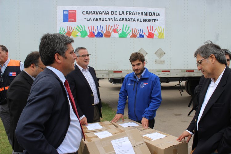 LA ARAUCANÍA TRAJO 16 TONELADAS DE MERCADERÍA Y MATERIALES DE CONSTRUCCIÓN PARA LOS DAMNIFICADOS POR EL TERREMOTO DE COQUIMBO LA ARAUCANÍA TRAJO 16 TONELADAS DE MERCADERÍA Y MATERIALES DE CONSTRUCCIÓN PARA LOS DAMNIFICADOS POR EL TERREMOTO DE COQUIMBO