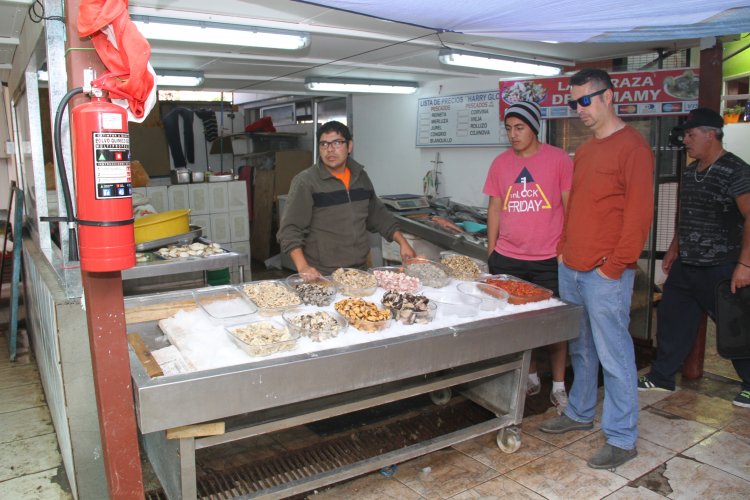 TERMINAL PESQUERO DE COQUIMBO REABRE SUS PUERTAS PARA RECIBIR A LOS TURISTAS TERMINAL PESQUERO DE COQUIMBO REABRE SUS PUERTAS PARA RECIBIR A LOS TURISTAS