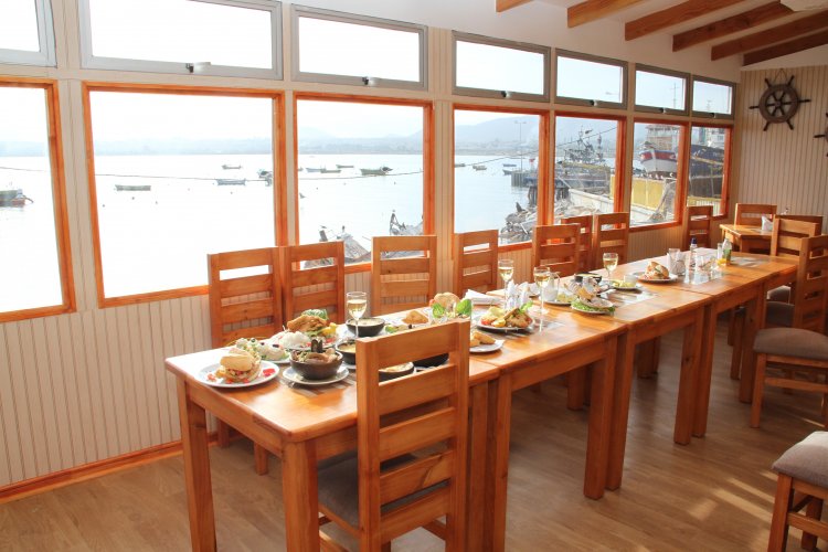 TERMINAL PESQUERO DE COQUIMBO REABRE SUS PUERTAS PARA RECIBIR A LOS TURISTAS TERMINAL PESQUERO DE COQUIMBO REABRE SUS PUERTAS PARA RECIBIR A LOS TURISTAS