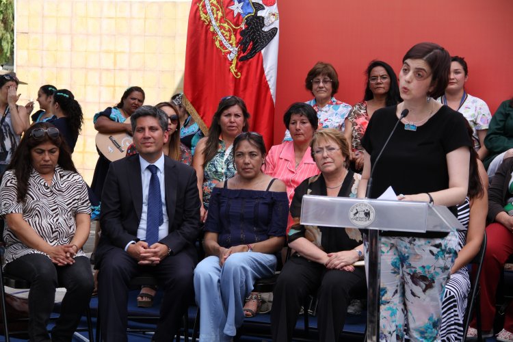 MANDATARIA INAUGURA NUEVA CASA DE ACOGIDA PARA MUJERES VÍCTIMAS DE LA VIOLENCIA MANDATARIA INAUGURA NUEVA CASA DE ACOGIDA PARA MUJERES VÍCTIMAS DE LA VIOLENCIA