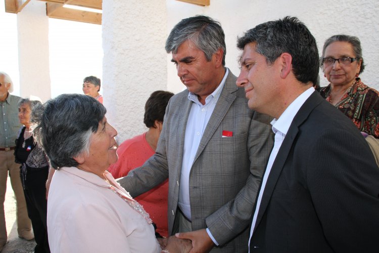 INAUGURAN MODERNOS BAÑOS EN EL OBSERVATORIO MAMALLUCA CON EL FIN DE POTENCIAR EL TURISMO EN VICUÑA INAUGURAN MODERNOS BAÑOS EN EL OBSERVATORIO MAMALLUCA CON EL FIN DE POTENCIAR EL TURISMO EN VICUÑA