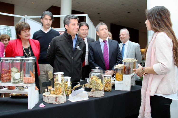 LA INTEGRACIÓN Y EL DESARROLLO DEL EMPRENDIMIENTO FEMENINO MARCAN LA EXPO MUJER SIN FRONTERAS LA INTEGRACIÓN Y EL DESARROLLO DEL EMPRENDIMIENTO FEMENINO MARCAN LA EXPO MUJER SIN FRONTERAS