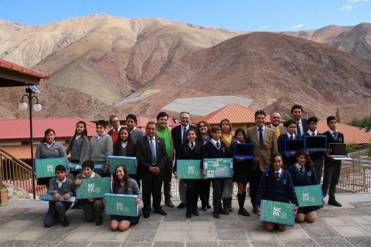 CON “ME CONECTO PARA APRENDER” 49 ESTUDIANTES DE ESCUELAS PÚBLICAS DE PAIHUANO LOGRAN MAYOR INCLUSIÓN DIGITAL CON “ME CONECTO PARA APRENDER” 49 ESTUDIANTES DE ESCUELAS PÚBLICAS DE PAIHUANO LOGRAN MAYOR INCLUSIÓN DIGITAL