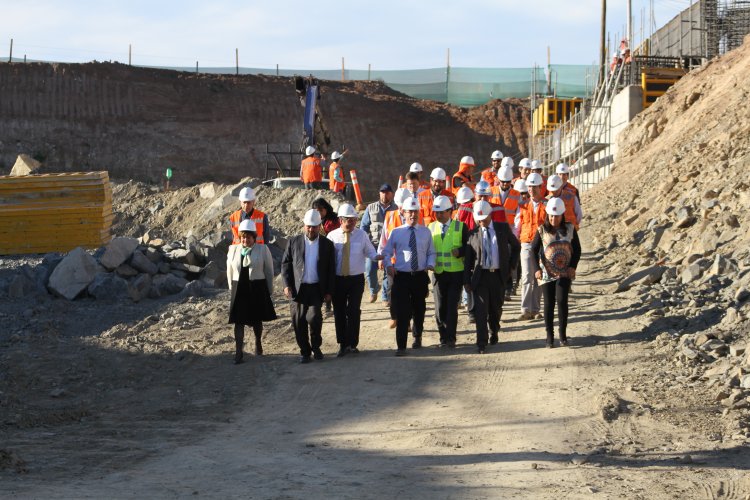DESTACAN AVANCES EN OBRAS DE DOBLE VÍA EN RUTA 43 QUE CONECTARÁ COQUIMBO CON OVALLE DESTACAN AVANCES EN OBRAS DE DOBLE VÍA EN RUTA 43 QUE CONECTARÁ COQUIMBO CON OVALLE