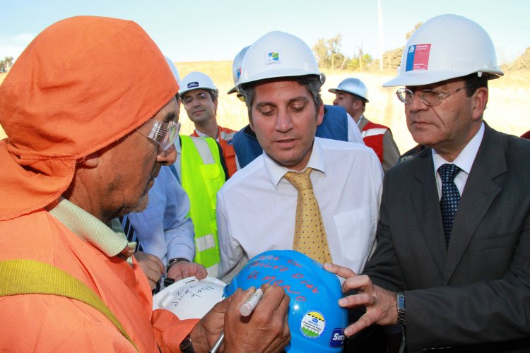 DESTACAN AVANCES EN OBRAS DE DOBLE VÍA EN RUTA 43 QUE CONECTARÁ COQUIMBO CON OVALLE DESTACAN AVANCES EN OBRAS DE DOBLE VÍA EN RUTA 43 QUE CONECTARÁ COQUIMBO CON OVALLE