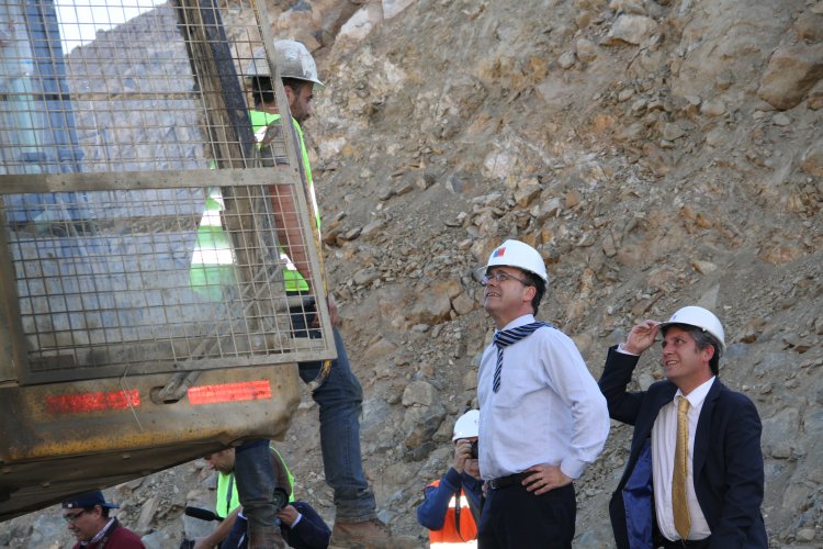 DESTACAN AVANCES EN OBRAS DE DOBLE VÍA EN RUTA 43 QUE CONECTARÁ COQUIMBO CON OVALLE DESTACAN AVANCES EN OBRAS DE DOBLE VÍA EN RUTA 43 QUE CONECTARÁ COQUIMBO CON OVALLE