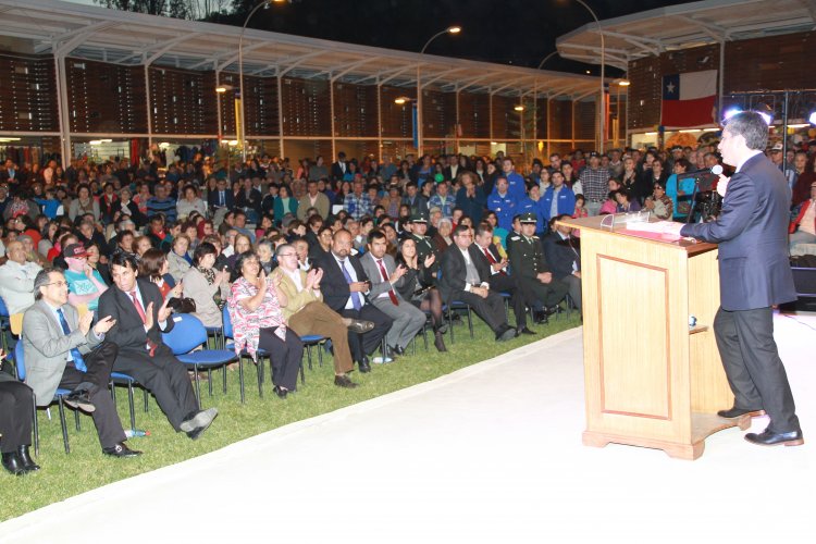 NUEVA PLAZA DE ABASTOS DE ILLAPEL ABRE SUS PUERTAS PARA FERIANTES Y EMPRENDEDORES NUEVA PLAZA DE ABASTOS DE ILLAPEL ABRE SUS PUERTAS PARA FERIANTES Y EMPRENDEDORES