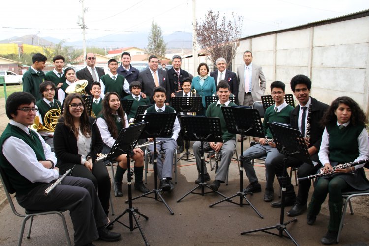 MINEROS RINDEN HOMENAJE PÓSTUMO A DIRIGENTA EN LA INAUGURACIÓN DE SEDE GREMIAL EN OVALLE MINEROS RINDEN HOMENAJE PÓSTUMO A DIRIGENTA EN LA INAUGURACIÓN DE SEDE GREMIAL EN OVALLE