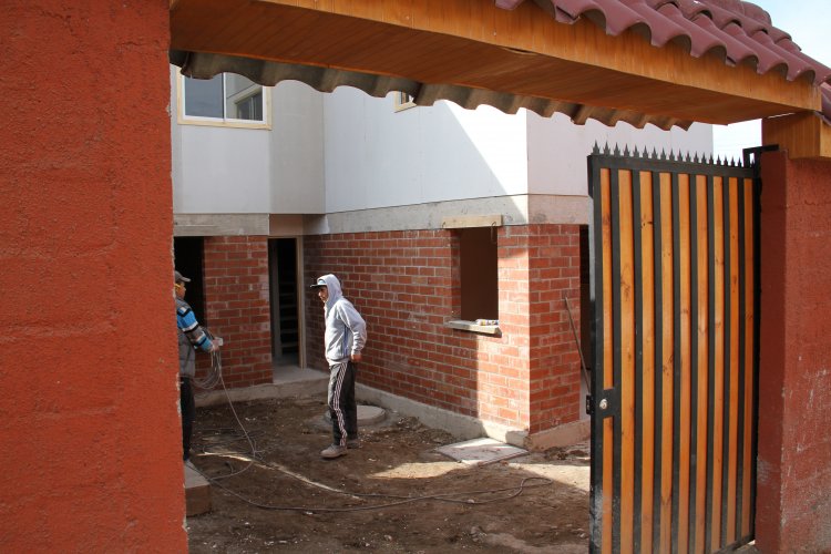 INICIA ENTREGA DE SUBSIDIOS DE RECONSTRUCCIÓN PARA VIVIENDAS CON DAÑO IRREPARABLE INICIA ENTREGA DE SUBSIDIOS DE RECONSTRUCCIÓN PARA VIVIENDAS CON DAÑO IRREPARABLE