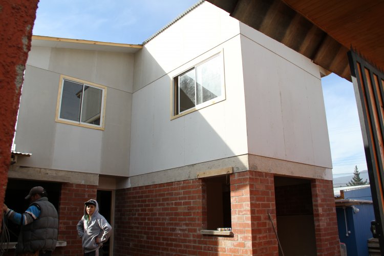 INICIA ENTREGA DE SUBSIDIOS DE RECONSTRUCCIÓN PARA VIVIENDAS CON DAÑO IRREPARABLE INICIA ENTREGA DE SUBSIDIOS DE RECONSTRUCCIÓN PARA VIVIENDAS CON DAÑO IRREPARABLE