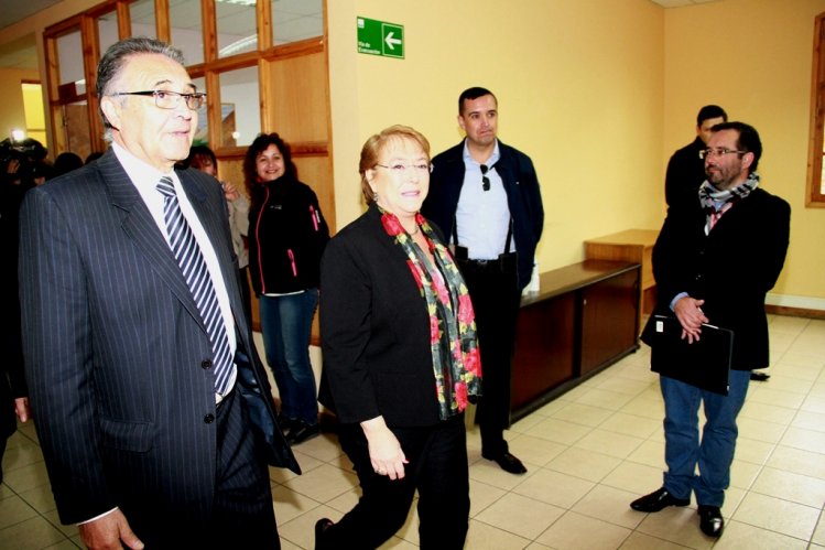 PRESIDENTA BACHELET DESTACÓ GENERACIÓN DE EMPLEO E INVERSIONES EJECUTADAS EN LA REGIÓN DE COQUIMBO PRESIDENTA BACHELET DESTACÓ GENERACIÓN DE EMPLEO E INVERSIONES EJECUTADAS EN LA REGIÓN DE COQUIMBO