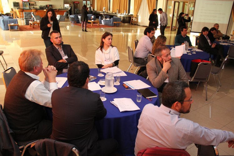 SECTOR SOCIAL, MINERAS E INSTITUCIONES PLANTEAN DESAFÍOS A TRABAJAR EN VALOR MINERO REGIÓN DE COQUIMBO SECTOR SOCIAL, MINERAS E INSTITUCIONES PLANTEAN DESAFÍOS A TRABAJAR EN VALOR MINERO REGIÓN DE COQUIMBO