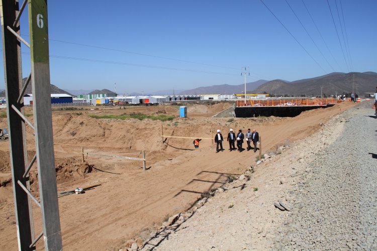 COMIENZAN OBRAS DE TERCERA ETAPA DEL EJE CISTERNAS QUE CONECTARÁ LA SERENA CON COQUIMBO COMIENZAN OBRAS DE TERCERA ETAPA DEL EJE CISTERNAS QUE CONECTARÁ LA SERENA CON COQUIMBO