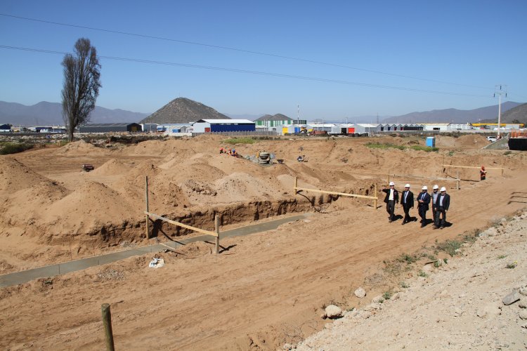 COMIENZAN OBRAS DE TERCERA ETAPA DEL EJE CISTERNAS QUE CONECTARÁ LA SERENA CON COQUIMBO COMIENZAN OBRAS DE TERCERA ETAPA DEL EJE CISTERNAS QUE CONECTARÁ LA SERENA CON COQUIMBO