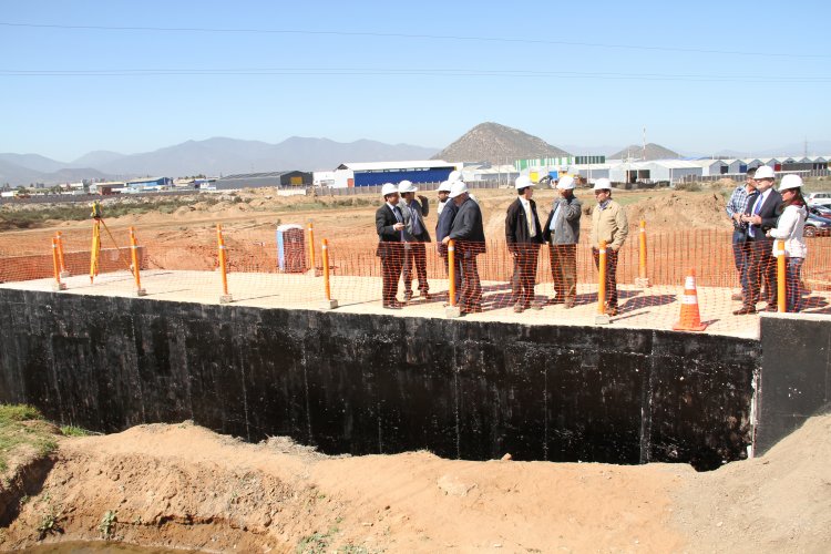 COMIENZAN OBRAS DE TERCERA ETAPA DEL EJE CISTERNAS QUE CONECTARÁ LA SERENA CON COQUIMBO COMIENZAN OBRAS DE TERCERA ETAPA DEL EJE CISTERNAS QUE CONECTARÁ LA SERENA CON COQUIMBO