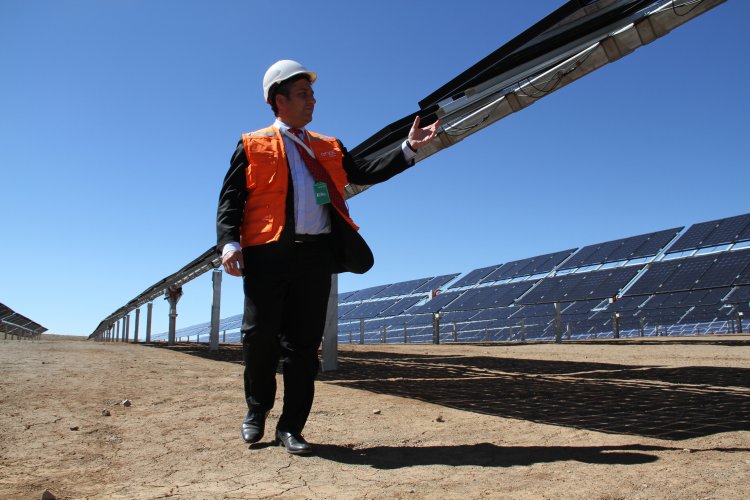 NUEVO PROYECTO DE ENERGÍA SOLAR ABASTECERÁ A OBSERVATORIO ASTRONÓMICO LA SILLA NUEVO PROYECTO DE ENERGÍA SOLAR ABASTECERÁ A OBSERVATORIO ASTRONÓMICO LA SILLA