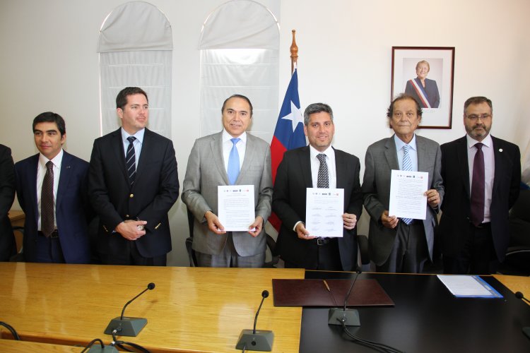 CONSTITUYEN MESA REGIONAL DE UNIVERSIDADES - GOBIERNO REGIONAL DE COQUIMBO CONSTITUYEN MESA REGIONAL DE UNIVERSIDADES - GOBIERNO REGIONAL DE COQUIMBO