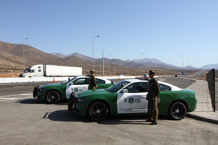 MODERNA TENENCIA DE CARRETERAS ELQUI VUELVE A FUNCIONAR EN LA RUTA 5 NORTE MODERNA TENENCIA DE CARRETERAS ELQUI VUELVE A FUNCIONAR EN LA RUTA 5 NORTE