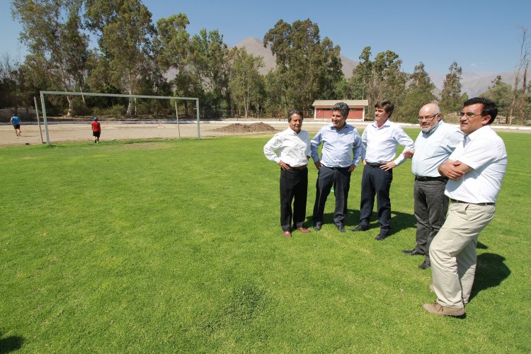 VECINOS DE VICUÑA CONTARÁN CON NUEVO ESTADIO EL 2018 VECINOS DE VICUÑA CONTARÁN CON NUEVO ESTADIO EL 2018