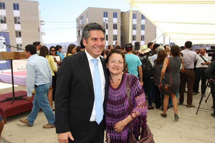 MÁS DE 500 FAMILIAS COMPONEN EL MAYOR CONJUNTO HABITACIONAL DE DEPARTAMENTOS DE LA REGIÓN DE COQUIMBO MÁS DE 500 FAMILIAS COMPONEN EL MAYOR CONJUNTO HABITACIONAL DE DEPARTAMENTOS DE LA REGIÓN DE COQUIMBO