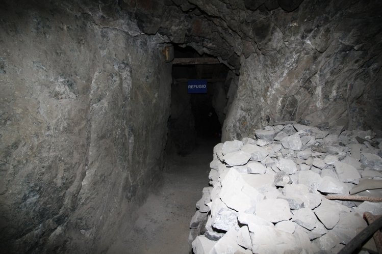 GOBIERNO INVITA A POSTULAR EN PROYECTOS PARA LA PEQUEÑA Y MEDIANA MINERÍA GOBIERNO INVITA A POSTULAR EN PROYECTOS PARA LA PEQUEÑA Y MEDIANA MINERÍA