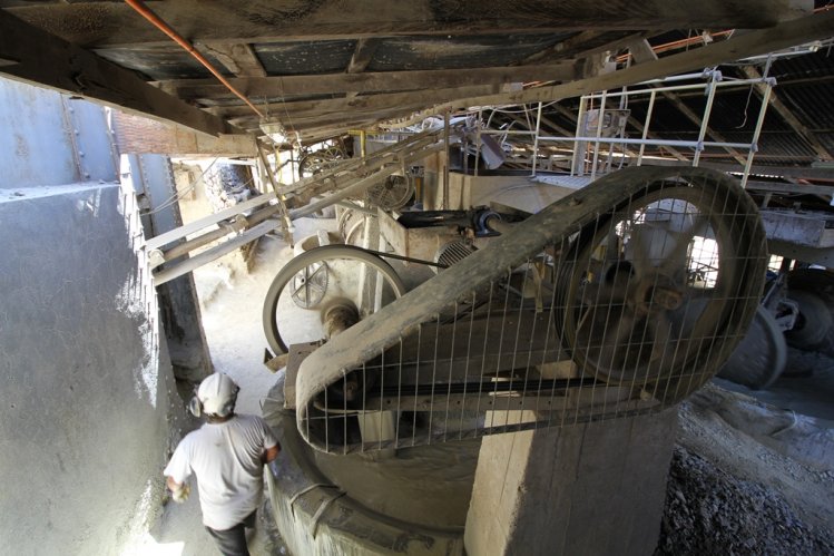 GOBIERNO INVITA A POSTULAR EN PROYECTOS PARA LA PEQUEÑA Y MEDIANA MINERÍA GOBIERNO INVITA A POSTULAR EN PROYECTOS PARA LA PEQUEÑA Y MEDIANA MINERÍA