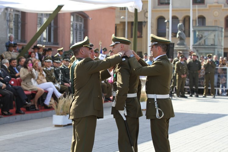 RECUERDAN A CARABINEROS FALLECIDOS EN SERVICIO DURANTE CEREMONIA DE ANIVERSARIO