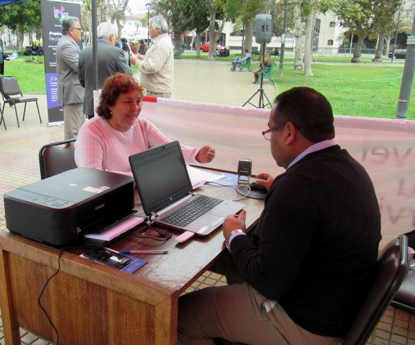 SERVICIO ELECTORAL ACERCA LOS TRÁMITES A LA COMUNIDAD SERVICIO ELECTORAL ACERCA LOS TRÁMITES A LA COMUNIDAD