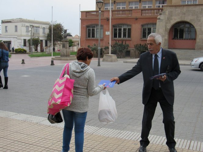 SERVICIO ELECTORAL ACERCA LOS TRÁMITES A LA COMUNIDAD