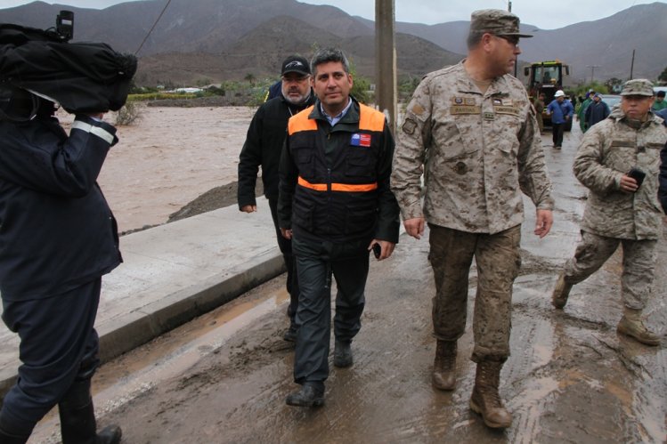 INTENDENTE CLAUDIO IBÁÑEZ MANTIENE ALERTA ROJA POR PRECIPITACIONES PARA LA REGIÓN DE COQUIMBO