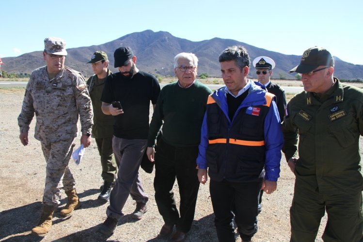 ANUNCIAN RESTABLECIMIENTO DE SUMINISTRO DE AGUA POTABLE PARA 2/3 DE LA POBLACIÓN DE OVALLE ANUNCIAN RESTABLECIMIENTO DE SUMINISTRO DE AGUA POTABLE PARA 2/3 DE LA POBLACIÓN DE OVALLE