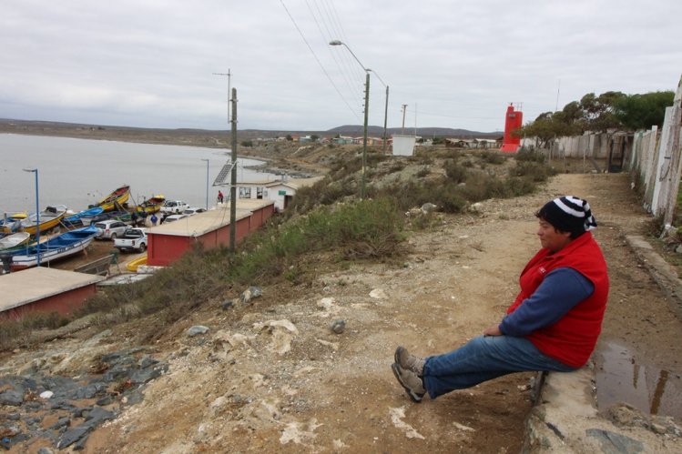 VECINOS DE PUERTO ALDEA Y AUTORIDADES REGIONALES ANALIZAN SITUACIÓN DE CAMINOS TRAS SISTEMA FRONTAL