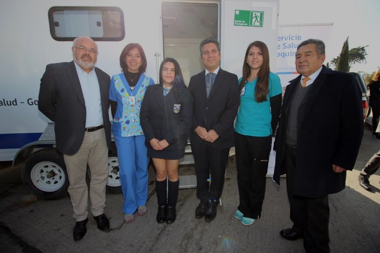 INAUGURAN NUEVA CLÍNICA DENTAL MÓVIL PARA ALUMNOS DE ENSEÑANZA MEDIA