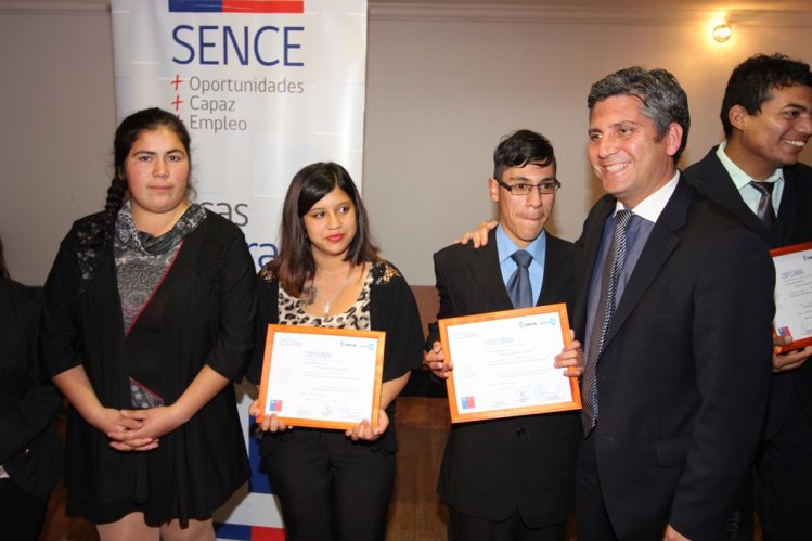 PERSONAS CON DISCAPACIDAD COGNITIVA LOGRAN CERTIFICACIÓN PARA INGRESAR AL MERCADO LABORAL PERSONAS CON DISCAPACIDAD COGNITIVA LOGRAN CERTIFICACIÓN PARA INGRESAR AL MERCADO LABORAL