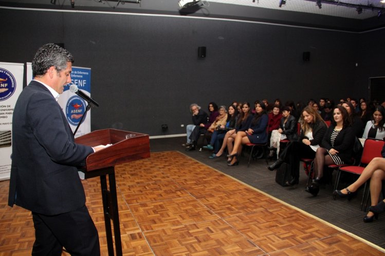 INTENDENTE IBÁÑEZ SALUDA A LAS ENFERMERAS EN SU DÍA