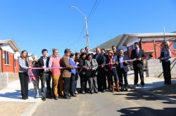 ENTREGAN CASAS PARA 62 FAMILIAS DE GUANAQUEROS TRAS 13 AÑOS SIN CONSTRUCCIÓN DE VIVIENDAS SOCIALES