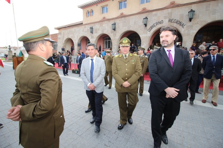 NUEVOS VEHÍCULOS PARA CARABINEROS EN LA REGIÓN DE COQUIMBO Y VISITA DEL GENERAL DIRECTOR A UNIDADES