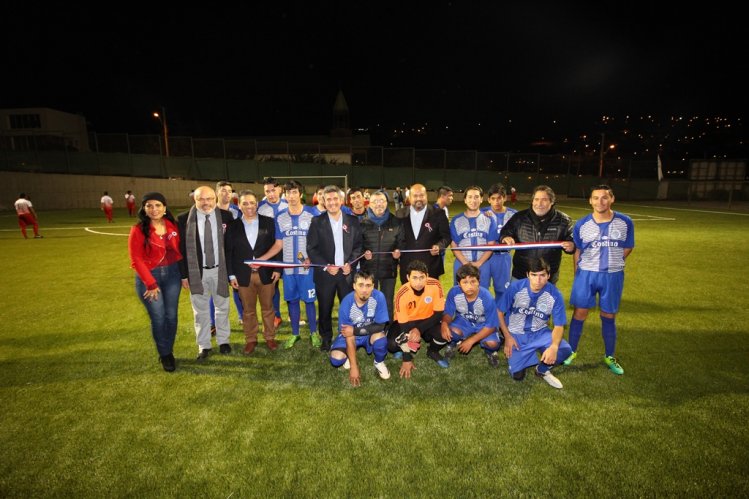 COMUNIDAD DE GUANAQUEROS YA PUEDE DISFRUTAR DE SU NUEVO ESTADIO DE FÚTBOL