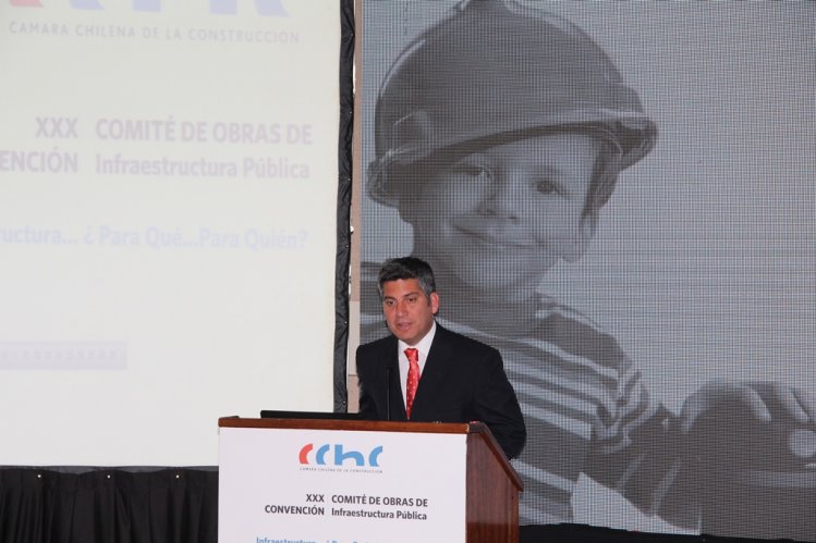 GOBIERNO EXPONE HISTÓRICO APORTE REGIONAL PARA EL DESARROLLO DE INFRAESTRUCTURA PÚBLICA