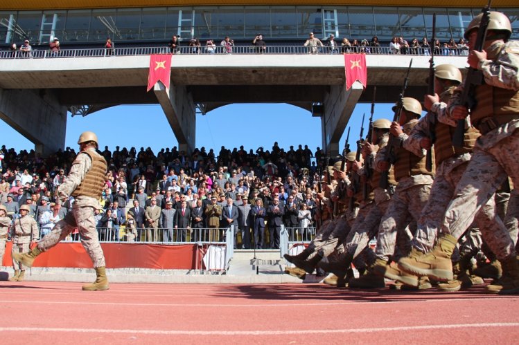 SOLDADOS DEL REGIMIENTO COQUIMBO REALIZAN SOLEMNE JURAMENTO A LA BANDERA