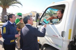 GOBIERNO, POLICÍAS Y CENTROS COMERCIALES APLICAN MEDIDAS CONTRA ROBO DE VEHÍCULOS