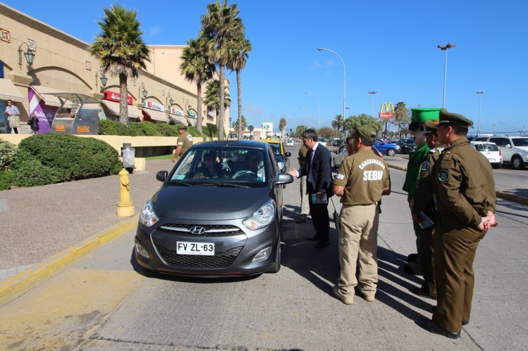 GOBIERNO, POLICÍAS Y CENTROS COMERCIALES APLICAN MEDIDAS CONTRA ROBO DE VEHÍCULOS