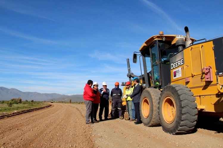 GOBIERNO INICIA TRABAJOS DE PAVIMENTACIÓN EN CAMINOS INTERIORES DE LA HIGUERA