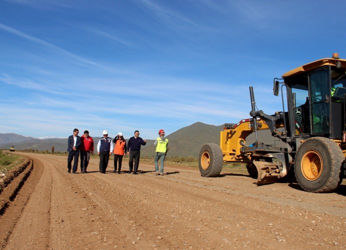 GOBIERNO INICIA TRABAJOS DE PAVIMENTACIÓN EN CAMINOS INTERIORES DE LA HIGUERA