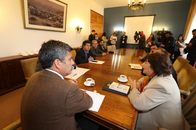 RECUPERACIÓN DE LA EDUCACIÓN PÚBLICA COMIENZA EN LA REGIÓN DE COQUIMBO RECUPERACIÓN DE LA EDUCACIÓN PÚBLICA COMIENZA EN LA REGIÓN DE COQUIMBO