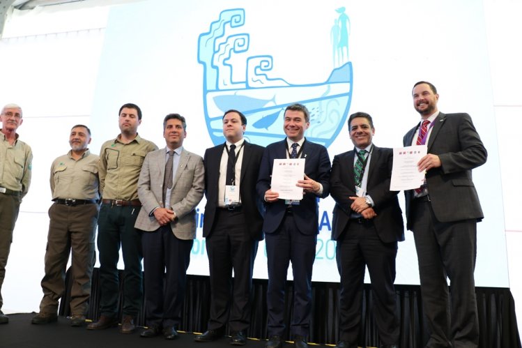 CHILE Y ESTADOS UNIDOS FIRMAN ACUERDO DE COLABORACIÓN PARA MEJORAR LA CONSERVACIÓN Y MANEJO DE ÁREAS MARINAS