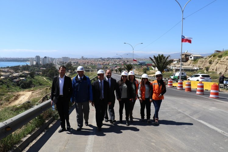 RESTITUYEN TRÁNSITO VEHICULAR POR PISTA PONIENTE DE RUTA 5 EN SECTOR DE EL PANUL