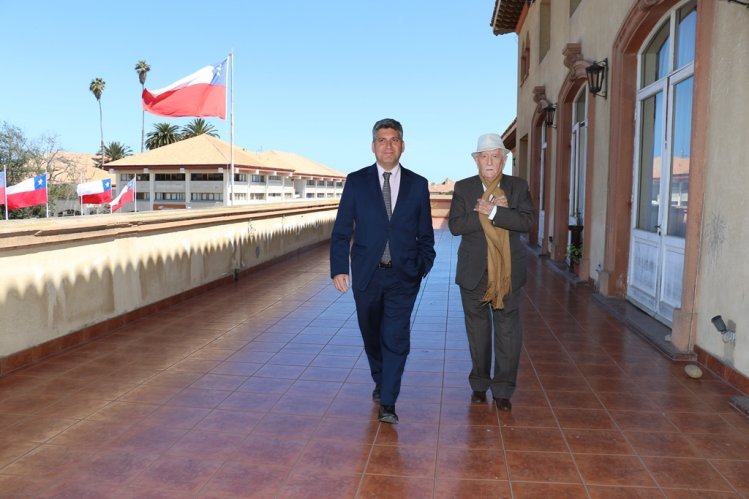 GOBIERNO RINDE DOBLE HOMENAJE A EX INTENDENTE RENÁN FUENTEALBA